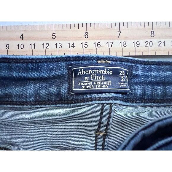 Abercrombie‎ & Fitch Simone High Rise Super Skinny Distressed Size 2R 26 - Picture 6 of 9